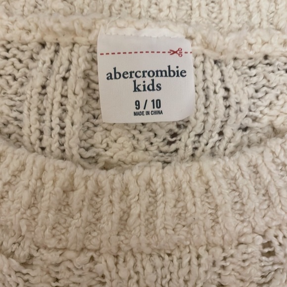 Abercrombie kids white sweater - Picture 2 of 6